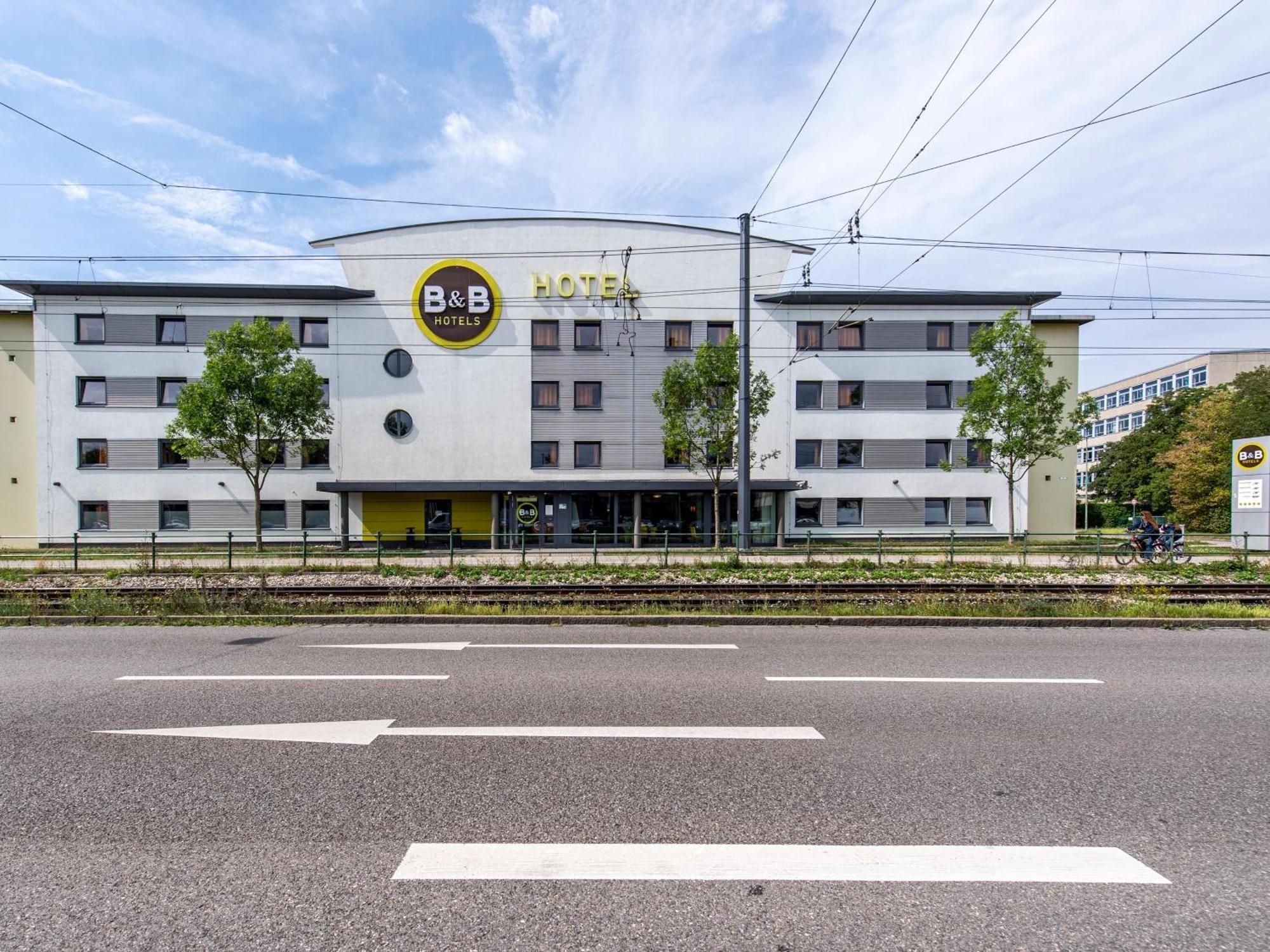 B&B Hotel Augsburg-Süd Exterior foto